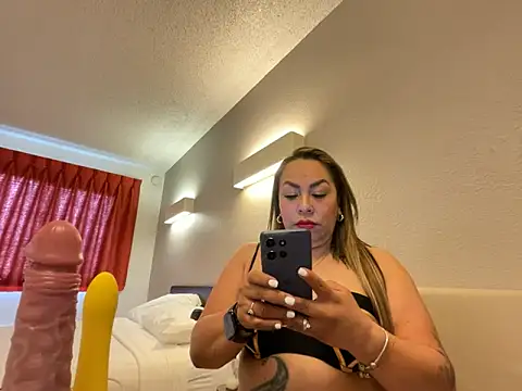 Snapshot of SamyHot2025 chatting on 03.13.26 SamyHot2025 online show from 03.13.26