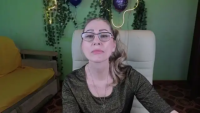 Habibi Honeyy online show from 09.14.25