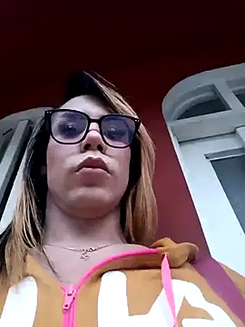 Daliana Gounbolt online show from 04.27.26