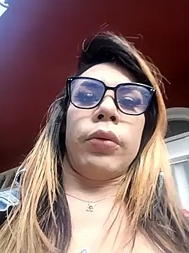 Snapshot of Daliana_Gounbolt chatting on 05.18.26 Daliana Gounbolt online show from 05.18.26