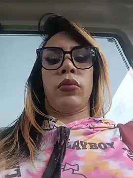 Snapshot of Daliana_Gounbolt chatting on 05.25.26 Daliana Gounbolt online show from 05.25.26