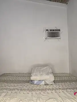 Snapshot of MilfTentasion chatting on 03.06.26 MilfTentasion online show from 03.06.26