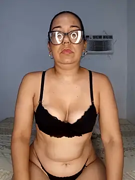 Snapshot of MilfTentasion chatting on 03.22.26 MilfTentasion online show from 03.22.26