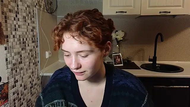 Snapshot of jelly_cherry chatting on 10.29.25 jelly cherry online show from 10.29.25