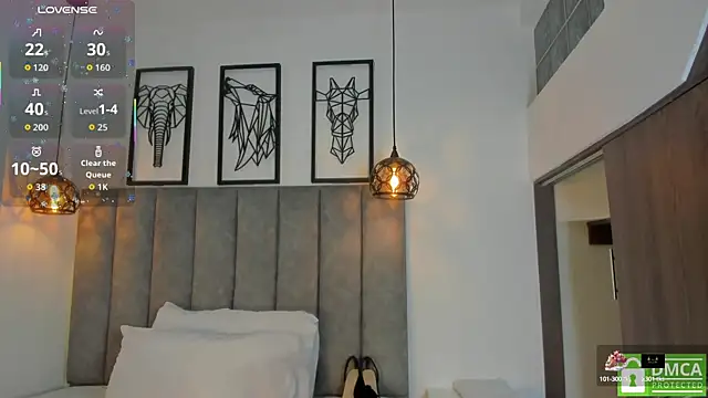 Gia Scott online show from 10.09.25