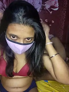 Snapshot of horny_coupl chatting on 09.25.25 horny coupl online show from 09.25.25