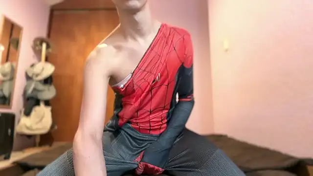 Snapshot of DylanNewell chatting on 11.01.25 DylanNewell online show from 11.01.25