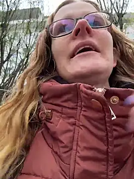 Bikergirl 97 online show from 12.02.25