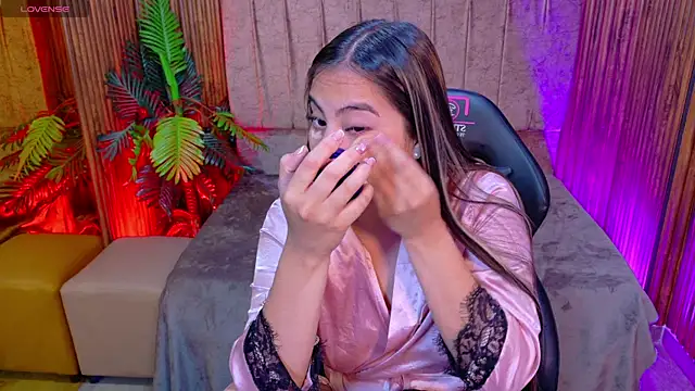 juanita tay online show from 06.12.26