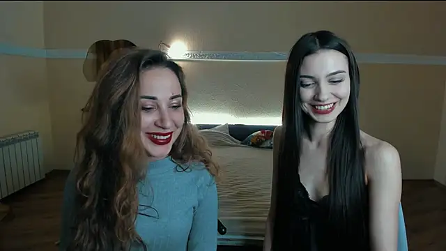 Snapshot of elza_rose chatting on 03.20.26 elza rose online show from 03.20.26