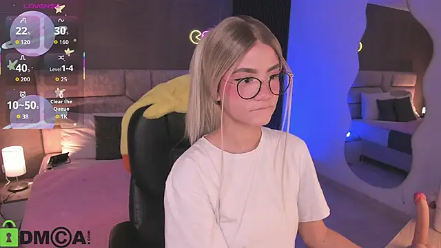 Arinextdoor online show from 11.22.25