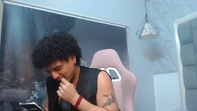 Xfire boy69 online show from 03.08.26