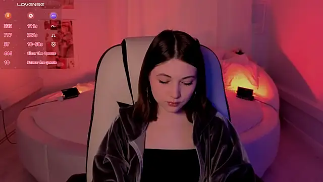 Kimmie shine online show from 10.18.25