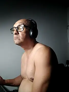 Snapshot of jorge406 chatting on 10.07.25 jorge406 online show from 10.07.25