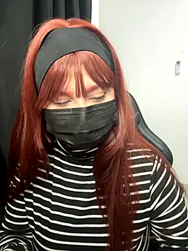 Snapshot of Anonnymsk chatting on 09.25.25 Anonnymsk online show from 09.25.25