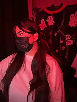 Snapshot of Anonnymsk chatting on 10.30.25 Anonnymsk online show from 10.30.25