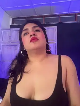 Snapshot of EmilyNoir1 chatting on 05.04.26 EmilyNoir1 online show from 05.04.26