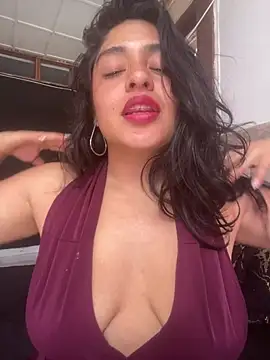Snapshot of EmilyNoir1 chatting on 06.27.26 EmilyNoir1 online show from 06.27.26