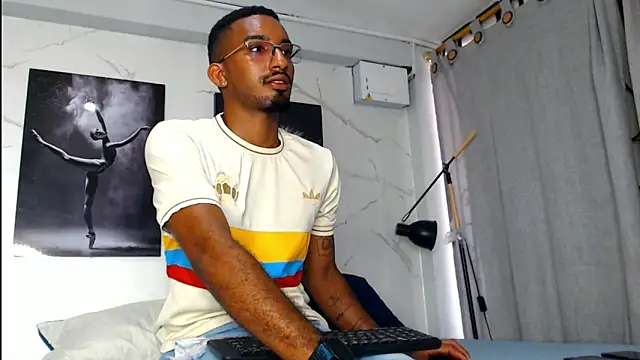 Darwin mayo online show from 01.06.26