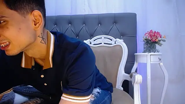 Sebalexis7 online show from 11.08.25