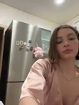 Snapshot of ZariaFlame chatting on 10.12.25 ZariaFlame online show from 10.12.25