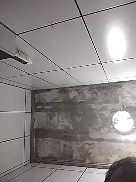 Snapshot of Alan131097 chatting on 10.17.25 Alan131097 online show from 10.17.25