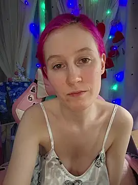 Snapshot of Fuzzy_Unicorn chatting on 02.16.26 Fuzzy Unicorn online show from 02.16.26