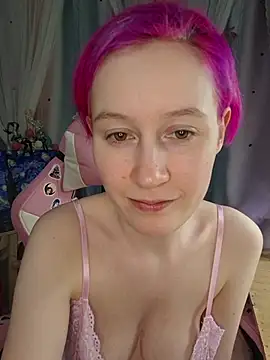 Snapshot of Fuzzy_Unicorn chatting on 03.20.26 Fuzzy Unicorn online show from 03.20.26