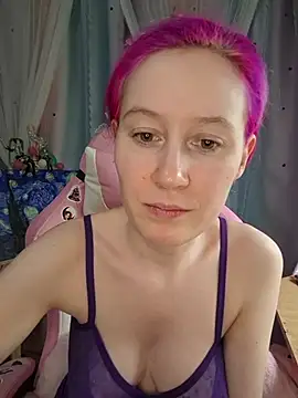 Snapshot of Fuzzy_Unicorn chatting on 03.21.26 Fuzzy Unicorn online show from 03.21.26