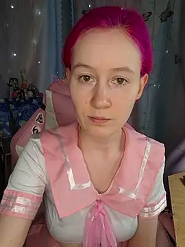 Snapshot of Fuzzy_Unicorn chatting on 04.10.26 Fuzzy Unicorn online show from 04.10.26