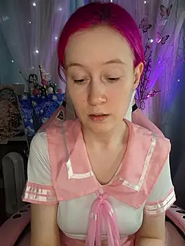 Snapshot of Fuzzy_Unicorn chatting on 05.14.26 Fuzzy Unicorn online show from 05.14.26