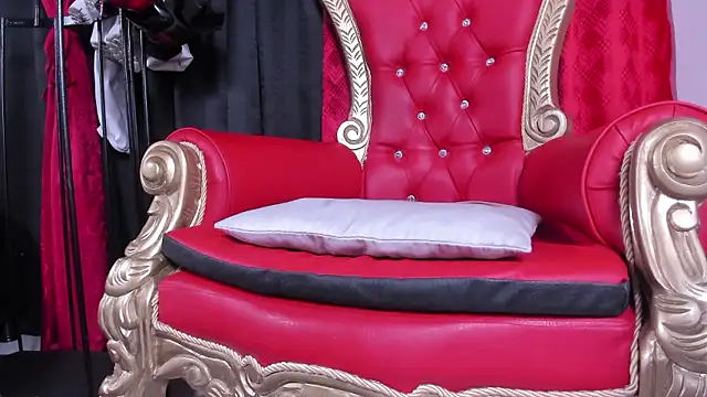 LiliThara online show from 01.17.26