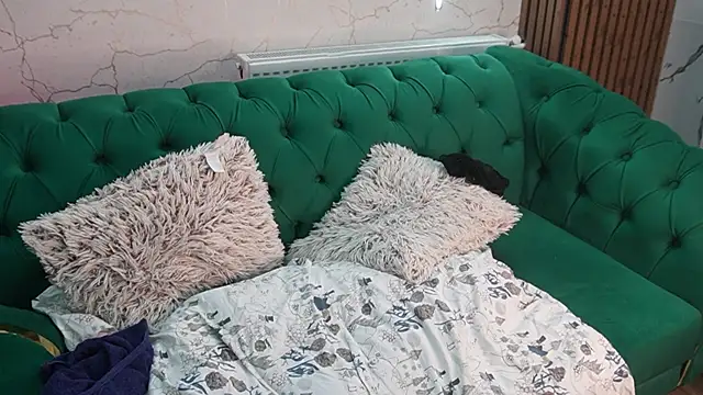 angel wow  online show from 11.13.25