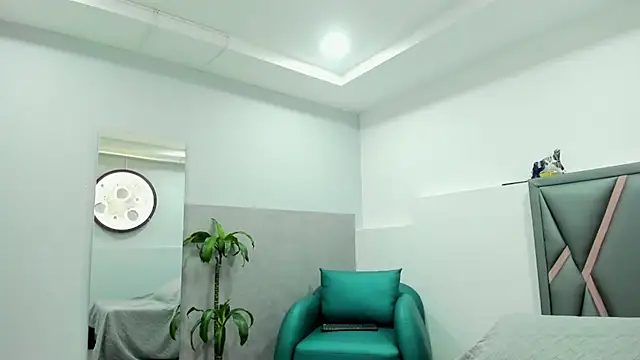 klariz09 online show from 09.17.25