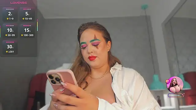 Snapshot of Katie_shuangs chatting on 10.27.25 Katie shuangs online show from 10.27.25