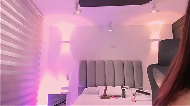 AlliceLover online show from 11.12.25