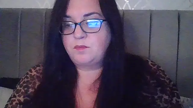 Snapshot of Curvy_OliviaXX chatting on 09.14.25 Curvy OliviaXX online show from 09.14.25
