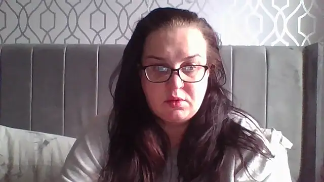 Snapshot of Curvy_OliviaXX chatting on 01.11.26 Curvy OliviaXX online show from 01.11.26