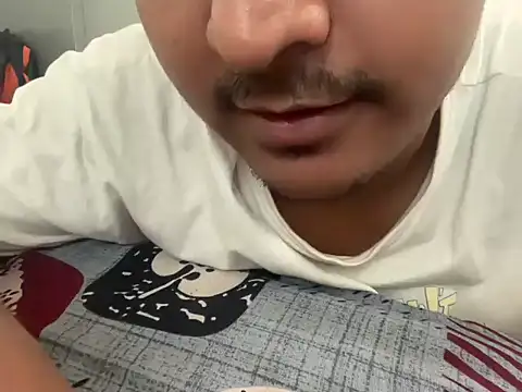 Snapshot of love69ly chatting on 09.19.25 love69ly online show from 09.19.25