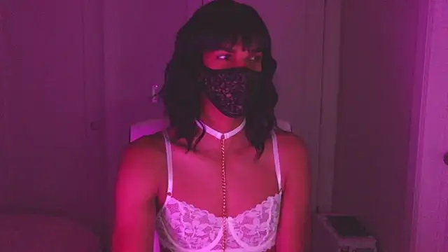 zoe good girl online show from 11.18.25