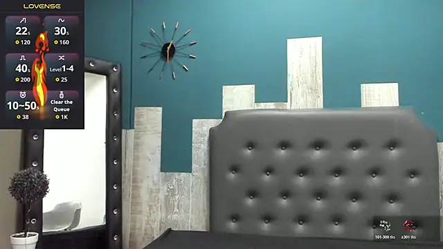 Ian1  online show from 11.05.25