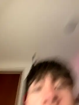 Snapshot of Tonerii chatting on 12.04.25 Tonerii online show from 12.04.25