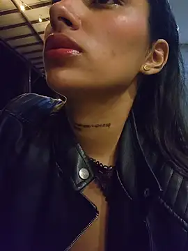 Lorena Mcfly online show from 04.24.26