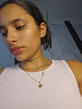 Lorena Mcfly online show from 05.15.26