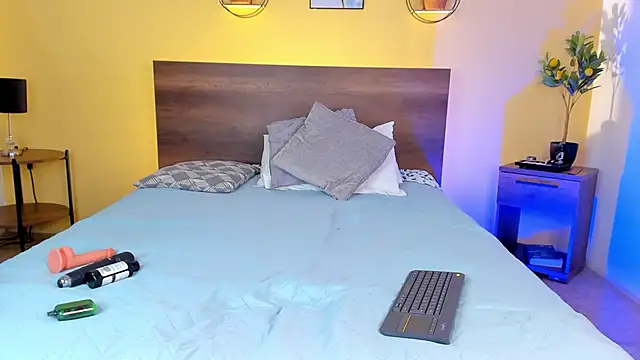 Snapshot of CamilleGrace chatting on 09.13.25 CamilleGrace online show from 09.13.25