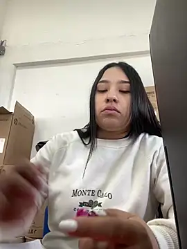 BELLAALEJA online show from 12.16.25