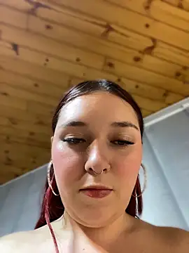 Karen18 boobs online show from 04.21.26