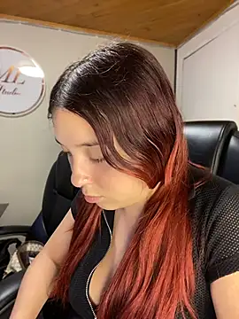 Karen18 boobs online show from 04.30.26