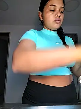 Snapshot of Eimy-04 chatting on 09.28.25 Eimy-04 online show from 09.28.25