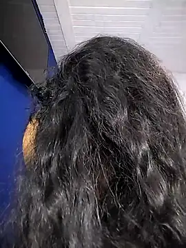 Snapshot of Eimy-04 chatting on 10.19.25 Eimy-04 online show from 10.19.25